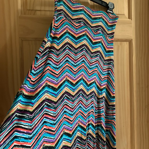 LulaRoe Azure Multicolored Skirt, Size XS - Picture 5 of 5
